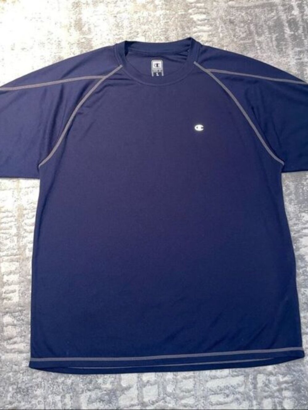 🏷️ 5 for $25 - CHAMPION Short Sleeve Tee